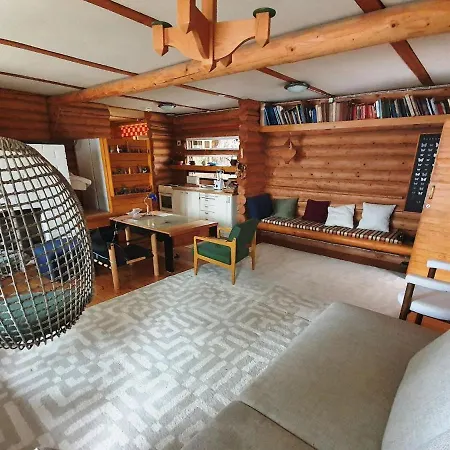 Holiday Home Victoriacourt * Nuoramoinen